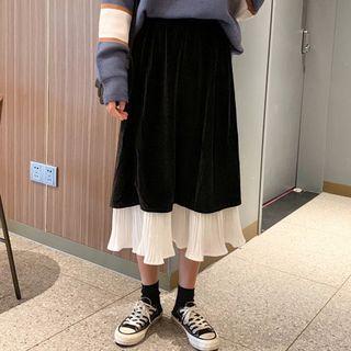 Crew Neck Stripe Sweater/ Pleated Hem Midi A-line Skirt