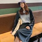 Set: Two-tone Zip-up Hoodie + Midi Straight-fit Skirt