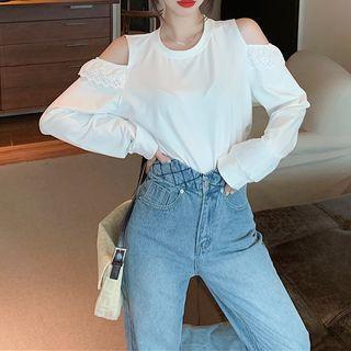 Sweatshirt / Wide-leg Jeans