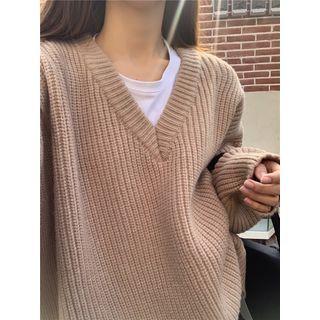 V-neck Sweater / Boot Cut Pants