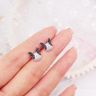 Rhinestone Dog Ear Stud