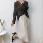 Set: Contrast Trim Patterned Sweater + Knit Midi Skirt