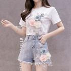 Short-sleeve Flower Applique T-shirt / Fray Hem Denim Shorts / Set