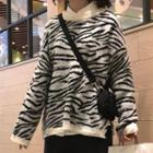 Zebra Pattern Sweater Leopard - Light Gray - One Size