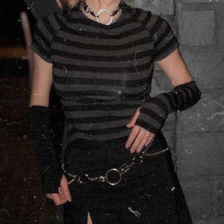 Set: Short-sleeve Striped Crop Top + Arm Sleeves