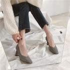 Square-toe Kitten-heel Pumps