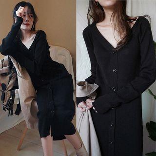 Long-sleeve V-neck Midi Sheath Knit Dress Black - One Size
