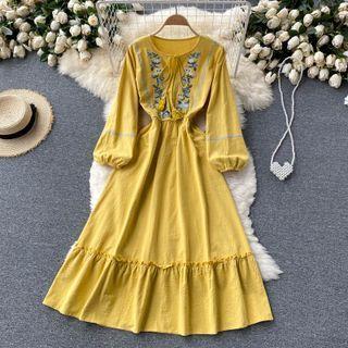 Round-neck Fringe Embroidered Long-sleeve Dress
