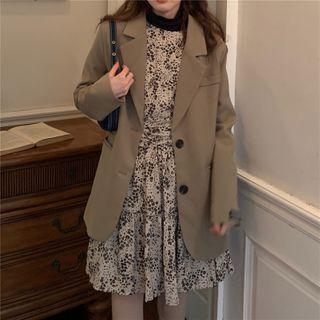 Single-breasted Blazer / Floral Midi Dress