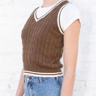 V-neck Contrast-trim Cable-knit Vest Brown - One Size