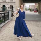 V-neck Puff-sleeve Maxi Shift Dress