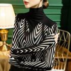Mock-neck Chevron Print Long-sleeve T-shirt