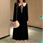 Collared A-line Velvet Dress Black - One Size