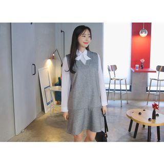 V-neck Sleeveless Herringbone Dress