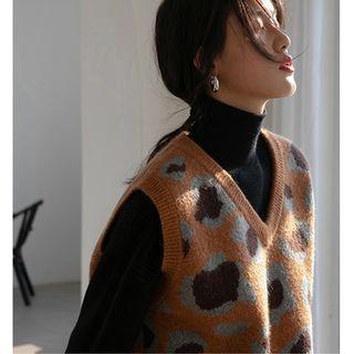 Leopard V-neck Knit Vest