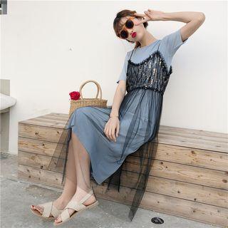 Set: Plain Short Sleeve Midi T-shirt Dress + Lace Spaghetti Strap Dress