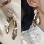 Faux Pearl Irregular Alloy Dangle Earring 1 Pair - E15a - Hook Earring - White & Dark Gold - One Size