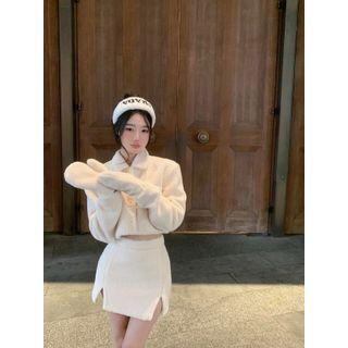 Fleece Button Jacket / A-line Skirt / Gloves