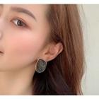 Non-matching Acrylic Irregular Earring