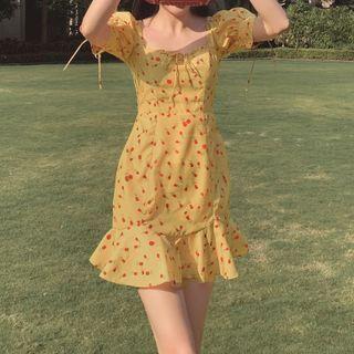 Square-neck Rose Print Dress