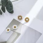 Little Daisy Earring