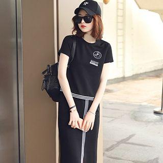 Set : Short-sleeve T-shirt + Skirt