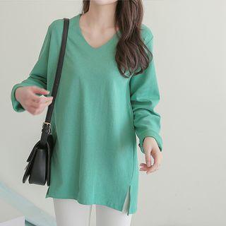 Colored Boxy V-neck T-shirt