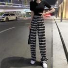 Short-sleeve Cutout T-shirt / Houndstooth Straight-fit Pants