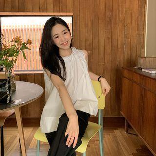 Drawcord-neck Sleeveless Top
