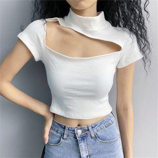 Cutout-front Asymmetric Crop T-shirt