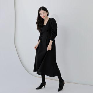 [lovb] Square-neck Tie-waist Maxi Dress