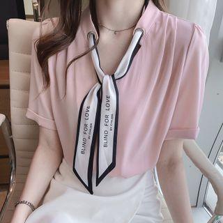 Lettering Tie-neck Short-sleeve Blouse