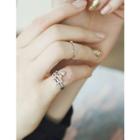 Rhinestone Star-charm Ring