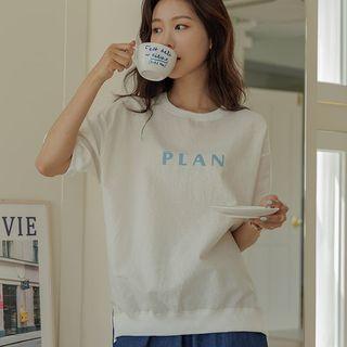 Letter Slit-side Linen Blend T-shirt