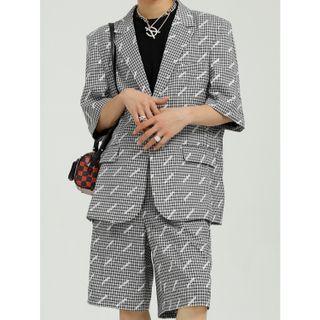 Elbow-sleeve Lettering Plaid Blazer / Shorts