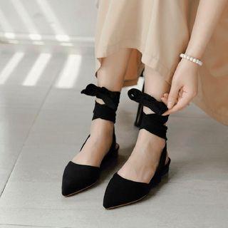 Pointed Lace-up Sandals