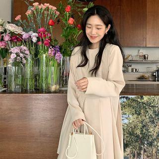 High-waist Box-pleat Dress