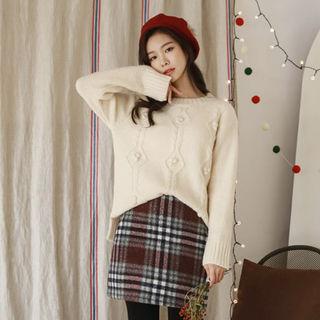 Round-neck Bobble Sweater