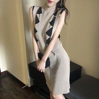Mock-neck Sleeveless Knit Dress