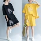 Set: Embroidered Elbow Sleeve T-shirt + Shorts