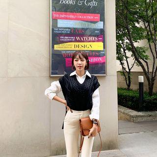 Set: Sleeveless Slit-side Sweater + Shirt