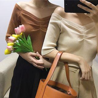 Plain Off-shoulder Slim-fit Short-sleeve Knit T-shirt