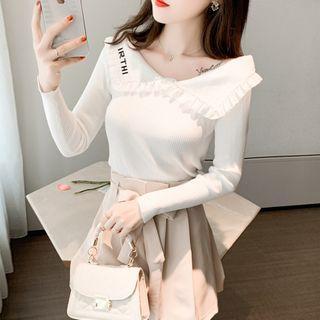 Long-sleeve Ruffle-trim Collar Knit Top