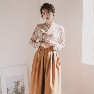Set: Hanbok Top (floral / Beige) + Skirt (maxi / Mustard Yellow)