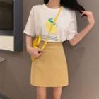 Lemon Print Short-sleeve T-shirt / Plain A-line Skirt