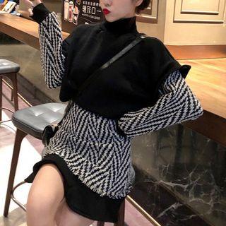 Long-sleeve Herringbone Panel Mini Mermaid Sheath Dress