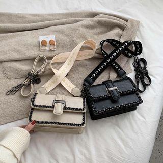Wide Strap Chain Flap Crossbody Bag