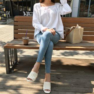 Squared-neck A-line Top