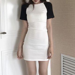 Raglan Short-sleeve Sheath Dress