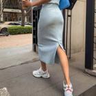 Slit-back Long Ribbed Skirt